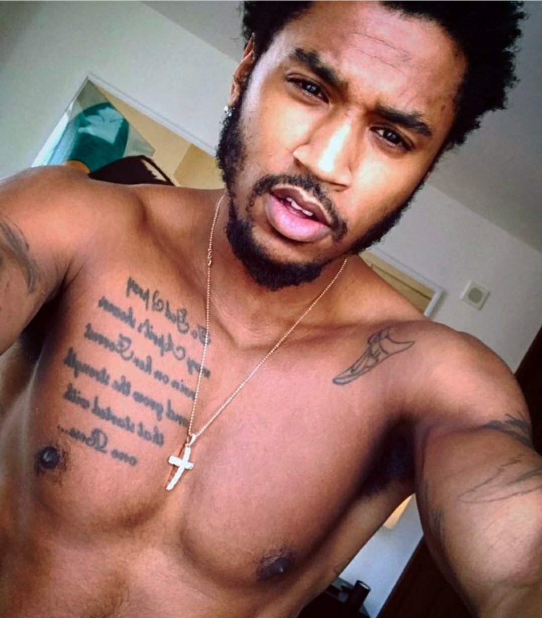 Trey Songz EXPLICIT Video of Him Getting "Serviced" Leaks Online/...